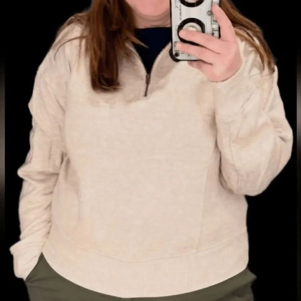 Universal Thread NWT size 4X Cream/tan 1/4 zip sweatshirt - oatmeal